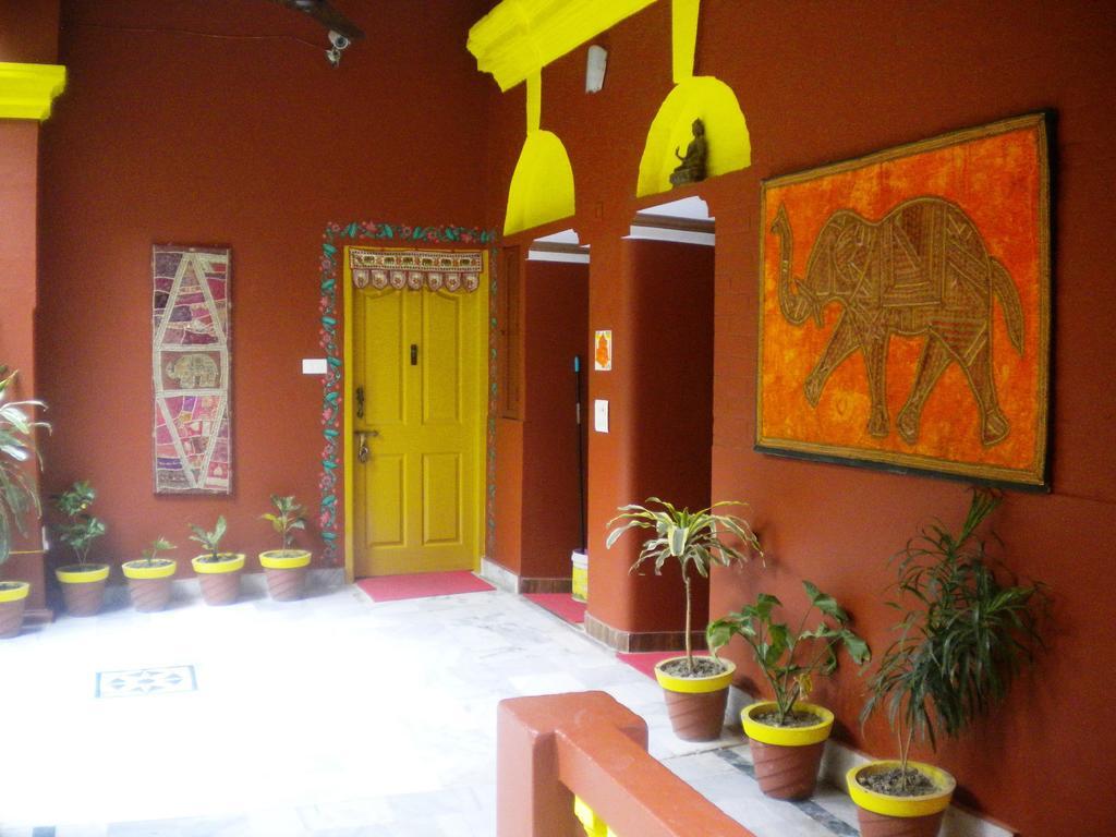 Ganpati Guest House Варанасі Екстер'єр фото